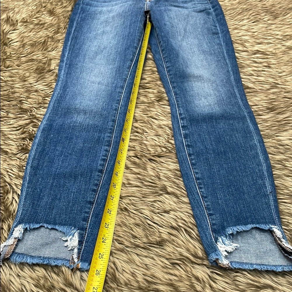 7 For All Mankind Blue Cropped Ankle Jeans with Classic Style - Picture 3 of 5